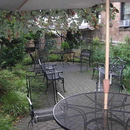 Inn At Queen Anne Сиэтл Экстерьер фото