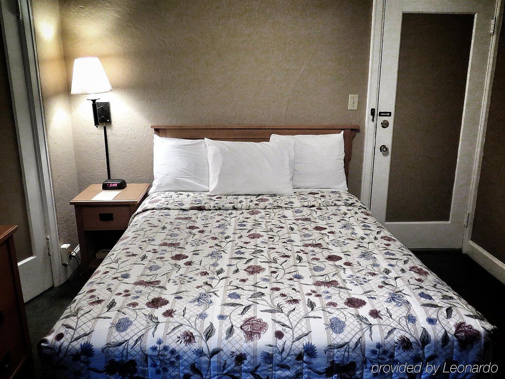 Inn At Queen Anne Сиэтл Экстерьер фото