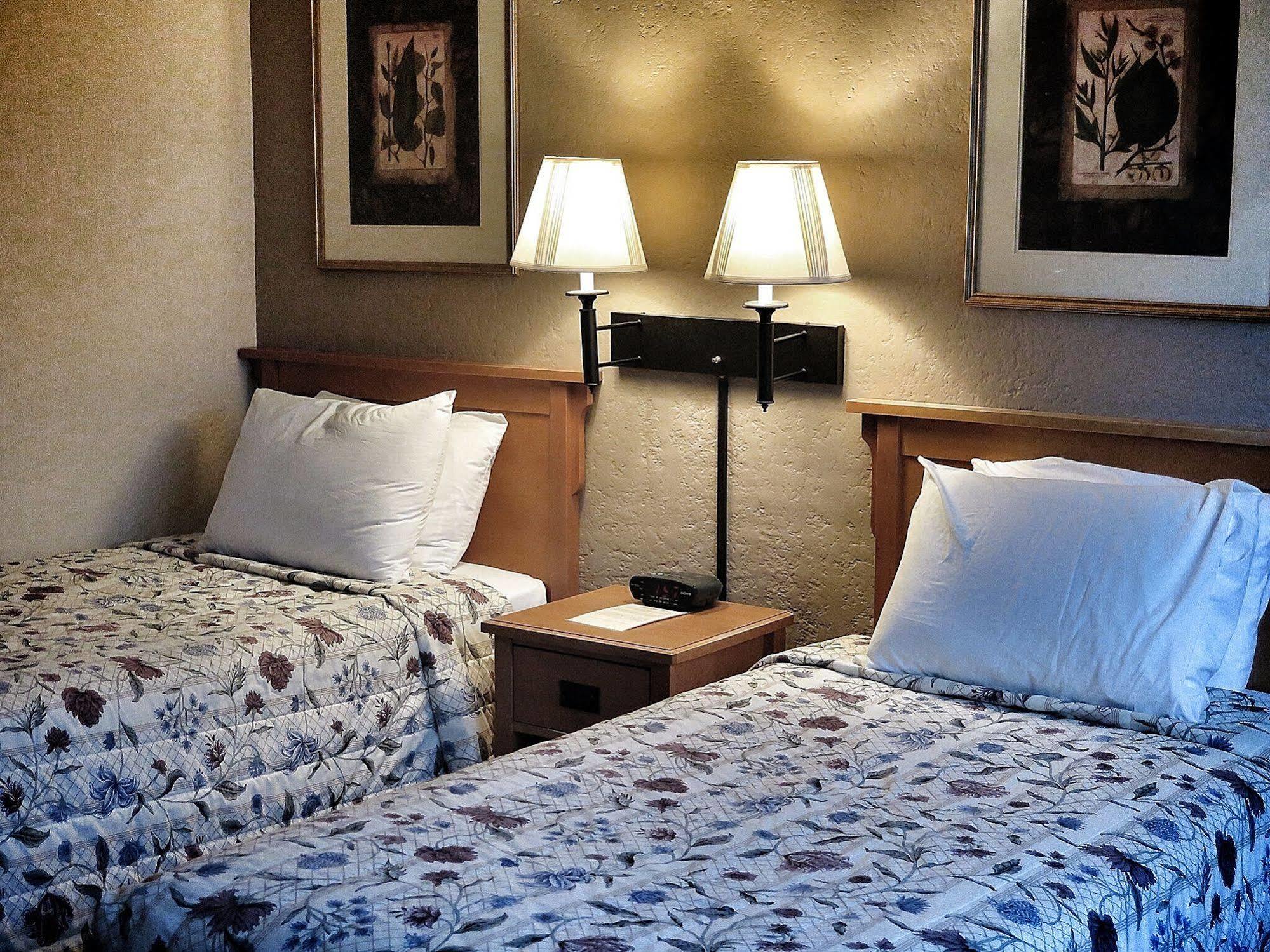 Inn At Queen Anne Сиэтл Экстерьер фото